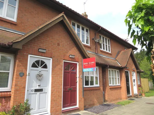 St Marys Lane, BEVERLEY, photo 1