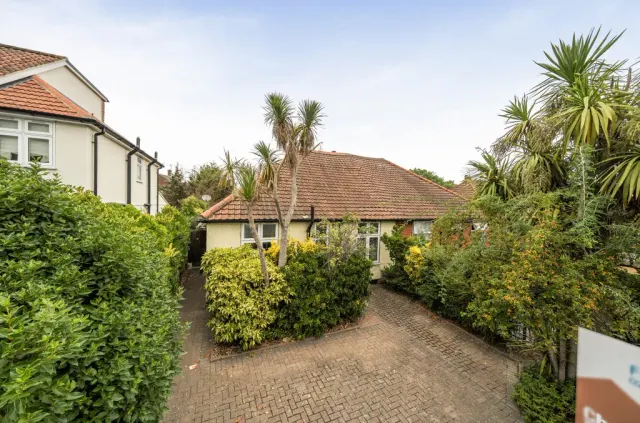 Avery Hill Road, New Eltham, SE9, photo 1