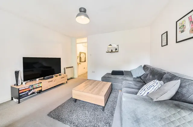 Photo 2 — Updown Hill, Windlesham, Surrey, GU20 6DL