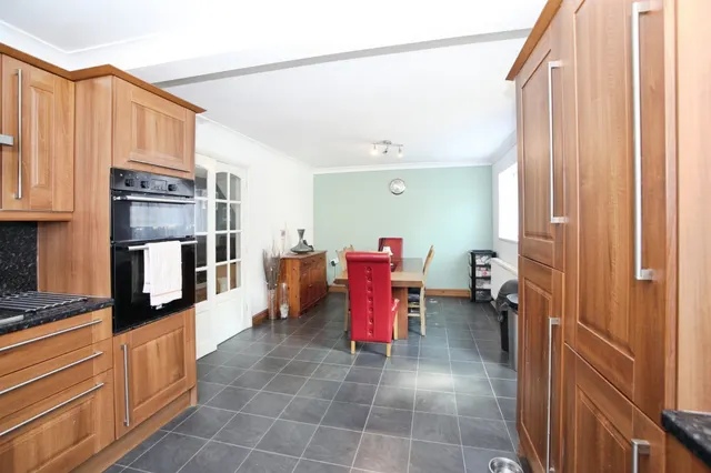 Lower Francis Street, Caerphilly, CF83, photo 2