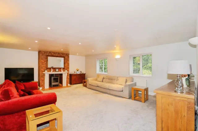 Harleston Road, Rushall, IP21, photo 3