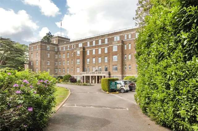 Chancellor House, Mount Ephraim, Tunbridge Wells, Kent, TN4 8BT, photo 1