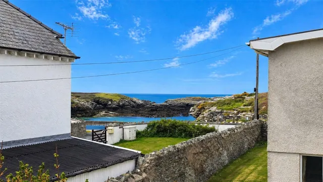 Ravenspoint Road, Trearddur Bay, LL65, photo 2