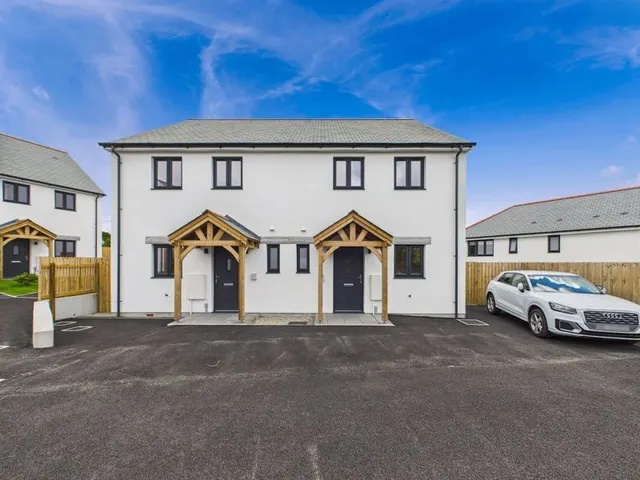 Teg Lowarth Southgate Street, Redruth, photo 1