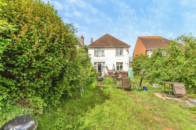 Holliers Hill, Bexhill-On-Sea, TN40, photo 2