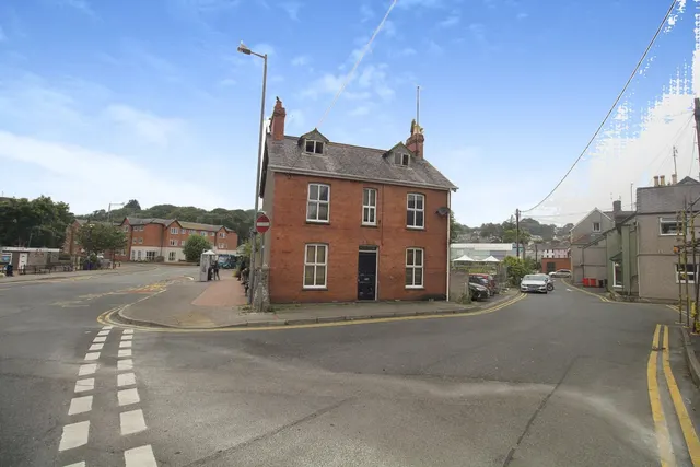 Wood Street, Menai Bridge, LL59, photo 3