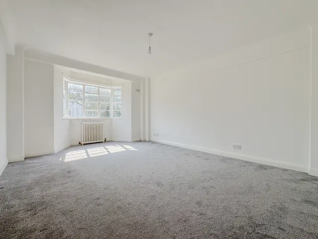Streatham Hill, LONDON, photo 1