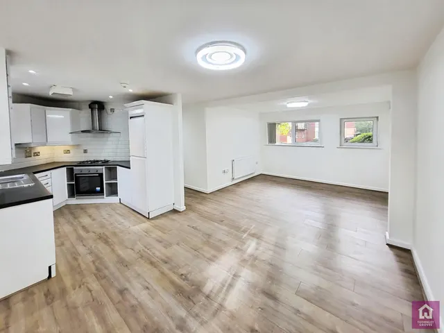 Wharf Road, Sale, M33, photo 2
