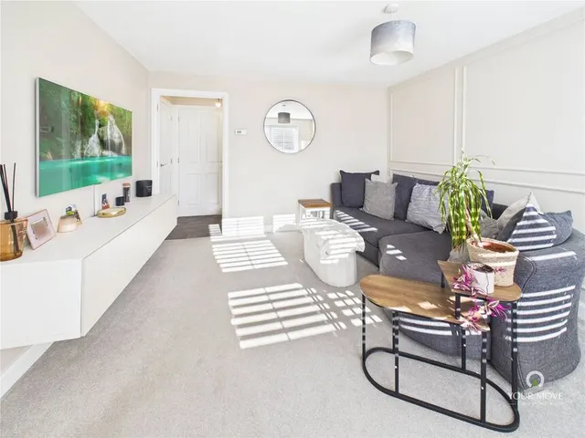 Larch Avenue, Newcastle upon Tyne, NE15, photo 3