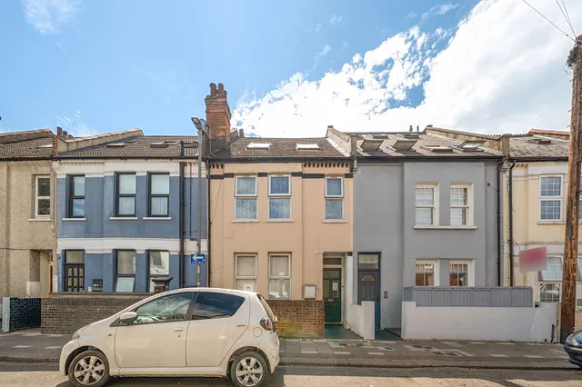 31b Garratt Terrace, London, photo 1