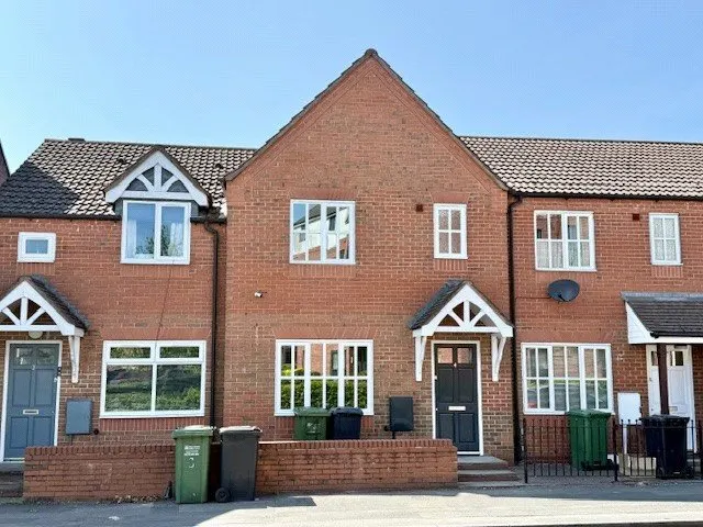 Stourbridge Road, Kidderminster, Worcestershire, DY10 2PN, photo 1