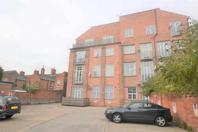 Fosse Road South, LE3, photo 1