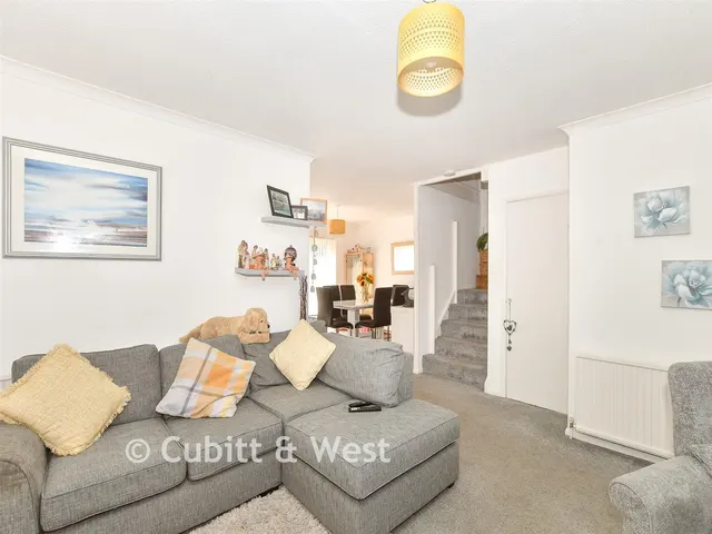 Kings Ride, Burgess Hill, RH15, photo 3