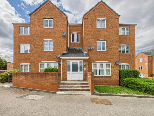 Eliot Mews, Nuneaton, CV10, photo 1
