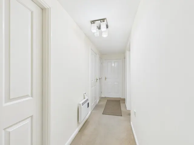 Photo 2 — Eliot Mews, Nuneaton, CV10