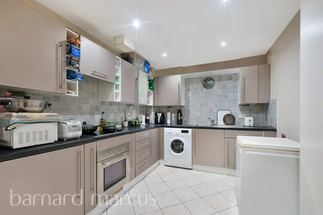 Sycamore Close, South Croydon, CR2, photo 2