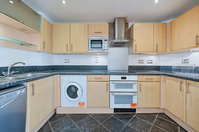 Photo 3 — 51 Bramber House, Royal Quarter, Seven Kings Way, Kingston upon Thames
