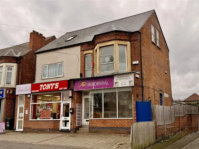 Bathroom Commercial Property for Sale, photo 1