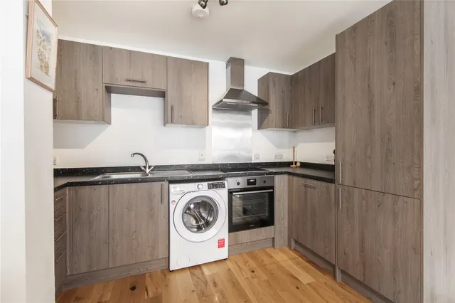 Tarves Way, London, SE10, photo 3