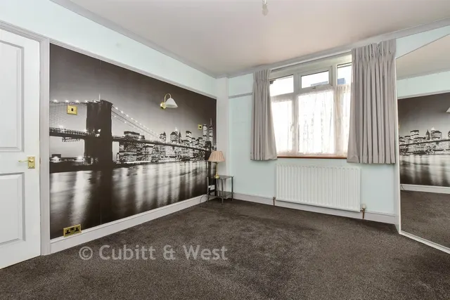Headley Avenue, Wallington, SM6, photo 3