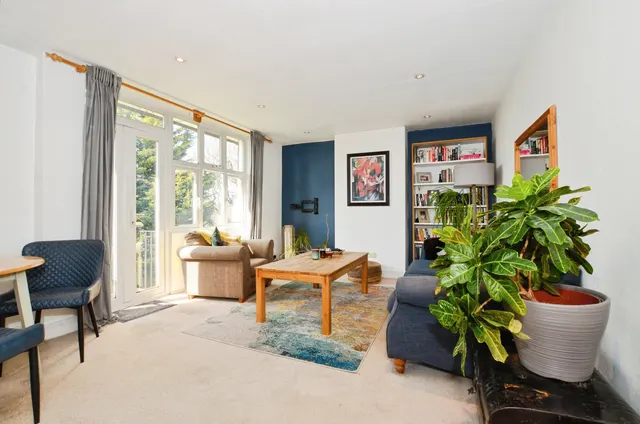 Shirley Road, Abbots Langley, WD5, photo 1