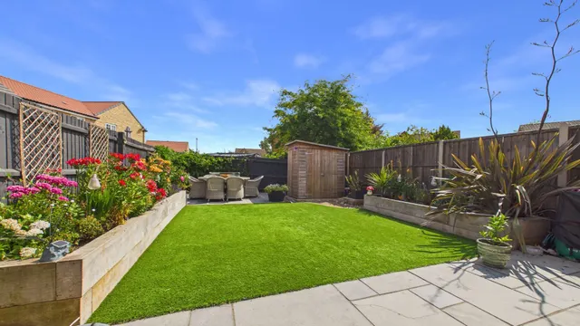 Photo 2 — Brewton Drive, DEEPING ST JAMES, PE6