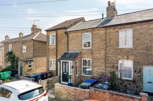 Musley Hill, Ware, SG12, photo 1