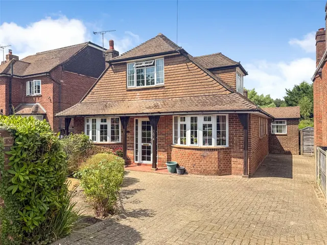 Cranmore Gardens, Aldershot, Hampshire, GU11 3BE, photo 1