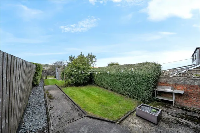 Hazel Grove, Linthwaite, HD7, photo 2