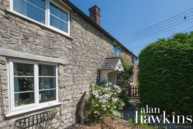 Church Lane, Lyneham, photo 2