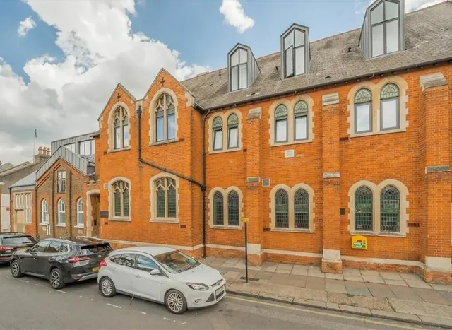 Huddlestone Road, Willesden, NW2, photo 1