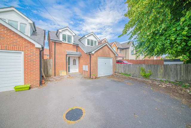 Fair Oak Road, Eastleigh, SO50 8AA, photo 1