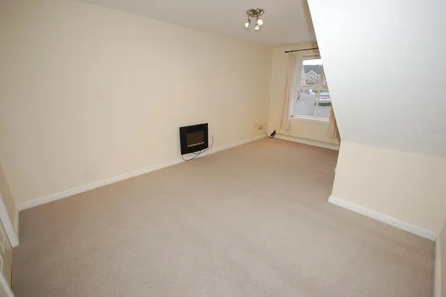 Polyanthus Drive, Sleaford, NG34, photo 3