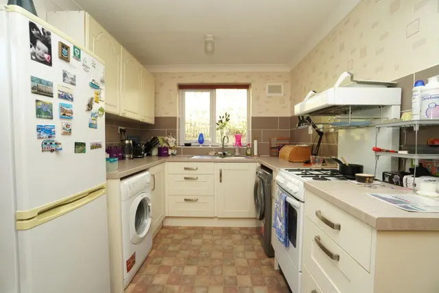 De Montfort Close, Loughborough, LE11, photo 2