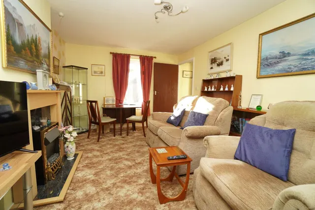 De Montfort Close, Loughborough, LE11, photo 3
