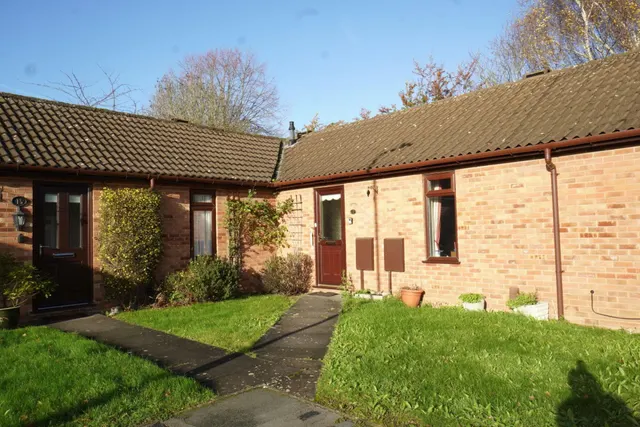 De Montfort Close, Loughborough, LE11, photo 1