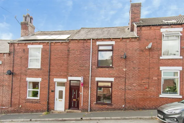 Bond Street, Pontefract, WF8, photo 1