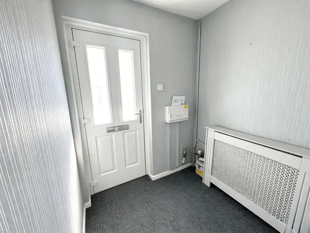 Winchester Close, Barry, CF62, photo 2