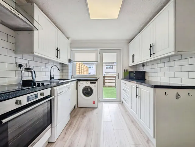 Greengairs Road, Airdrie, ML6, photo 3