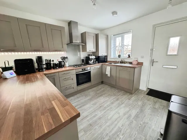 Thorneywood Road, Drakelow, DE15, photo 3