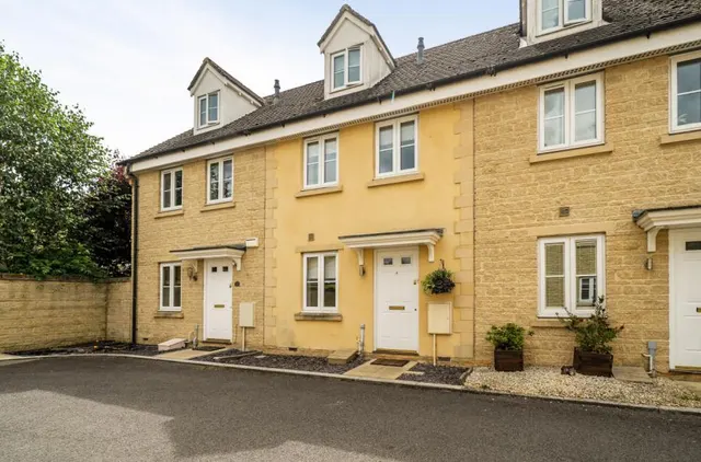 Brook Lane, Witney, OX28, photo 1