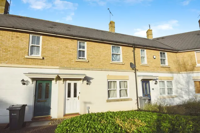 Wickham Crescent, Braintree, photo 1