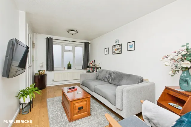 Cheriton Gardens, Derby, DE23, photo 2