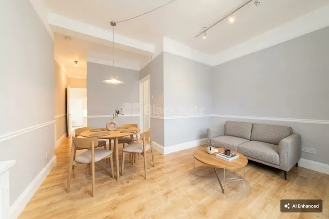 Wood Lane, Shepherds Bush, W12, photo 1