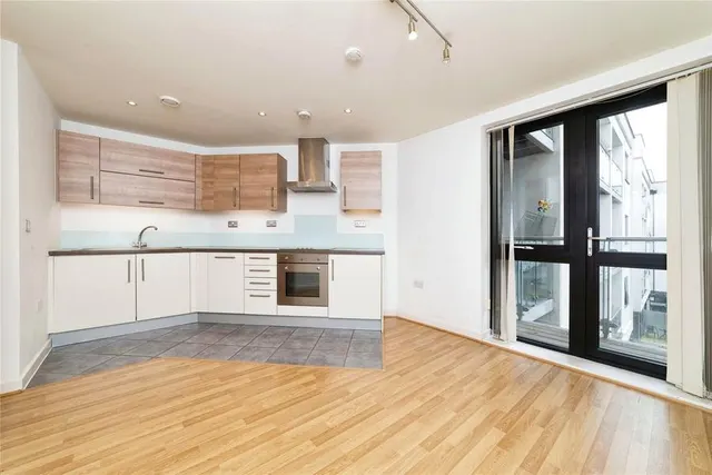 Hillyfield, London, E17, photo 3