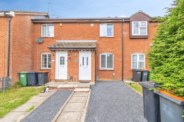 Lowry Drive, Houghton Regis, Dunstable, photo 1