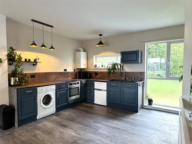 Ffordd Garnedd, Y Felinheli, LL56, photo 2