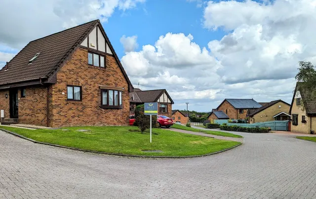 Photo 2 — Nairn Way, Westerwood, Cumbernauld, G68 0HX