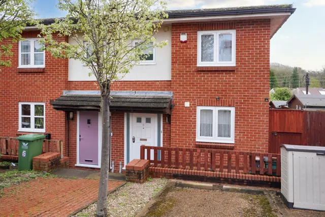 Barton Way, High Wycombe, HP13, photo 1