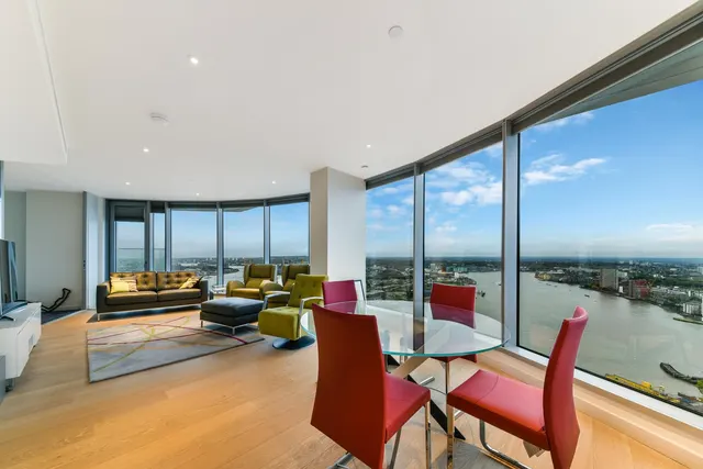 Biscayne Avenue, London, E14, photo 1